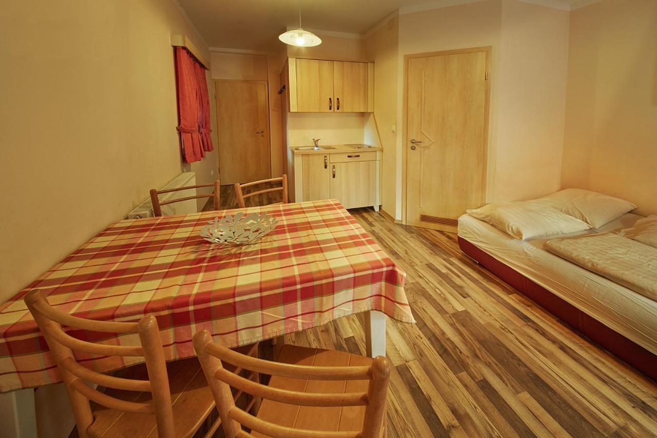 Rute Hotel And Apartments クランスカゴーラ エクステリア 写真